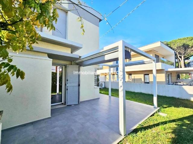 Villa Indipendente in vendita a Lido degli Estensi, Comacchio
