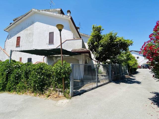 Villa Indipendente in vendita a San Giuseppe, Comacchio