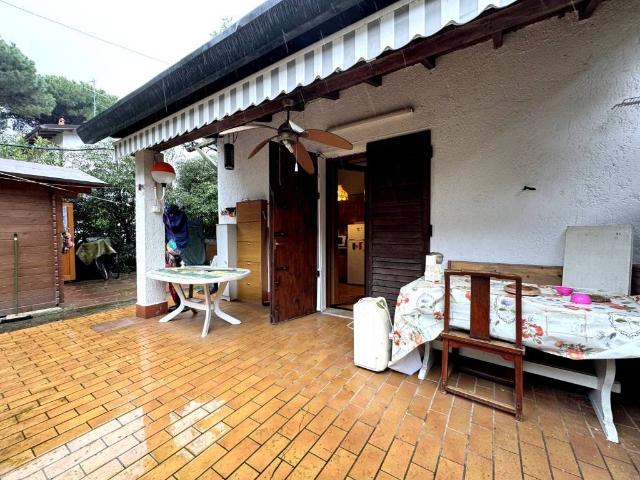 Villa Indipendente in vendita a Lido di Spina, Comacchio
