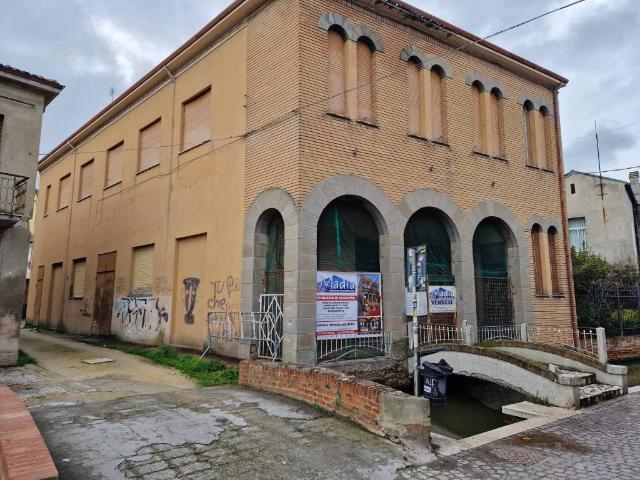 Villa Indipendente in vendita a Comacchio, Reggio Emilia
