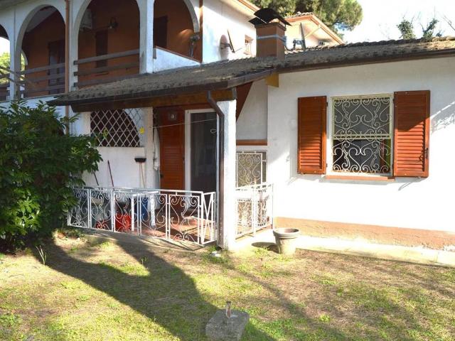 Villa Indipendente in vendita a Comacchio, Reggio Emilia