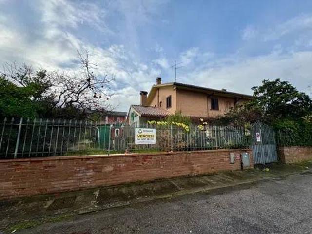 Villa Indipendente in vendita a Lido degli Scacchi, Comacchio