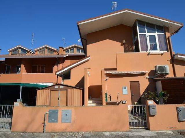 Villa Indipendente in vendita a Comacchio, Reggio Emilia
