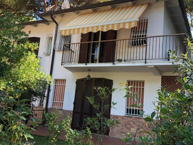 Villa Indipendente in vendita a Quartiere Le Valli, Comacchio