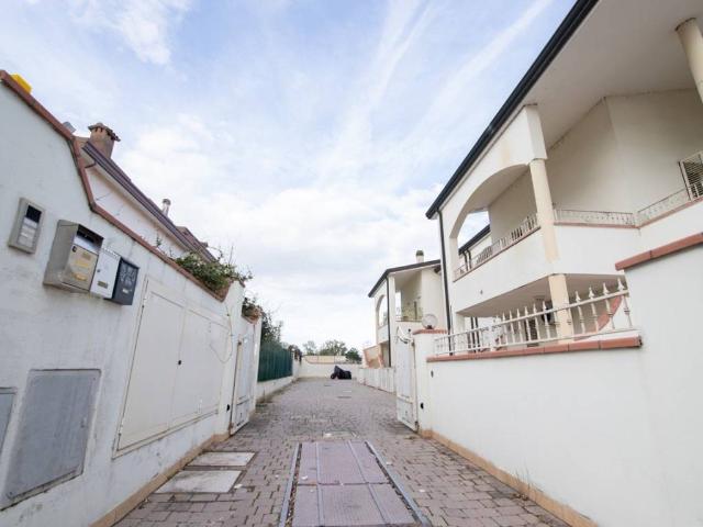 Villa Indipendente in vendita a Comacchio, Reggio Emilia