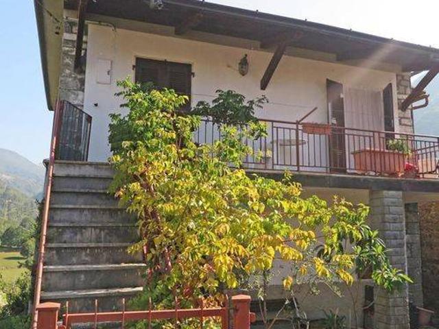 Villa Indipendente in vendita a Unione di comuni Montana Lunigiana, Comano