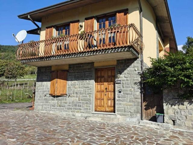 Villa Indipendente in vendita a Unione di comuni Montana Lunigiana, Comano