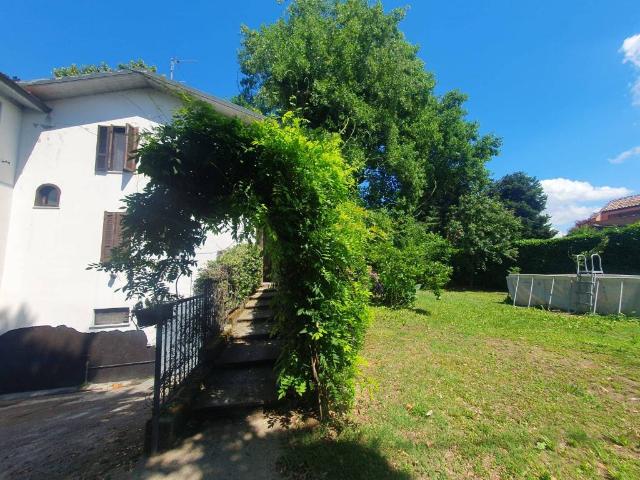 Villa Indipendente in vendita a Comazzo, Lombardia