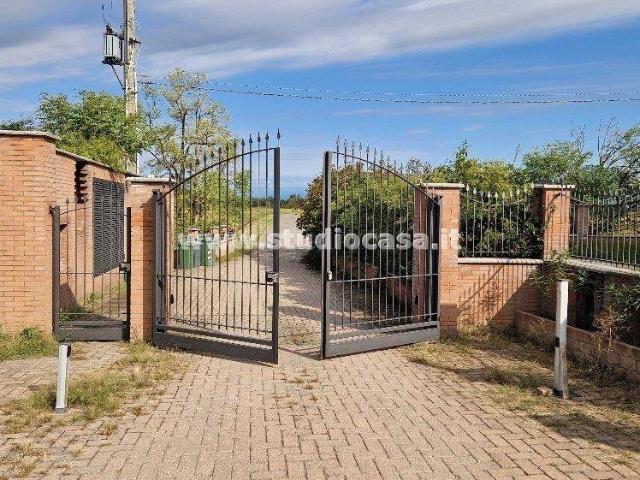 Villa Indipendente in vendita a Comazzo, Lodi