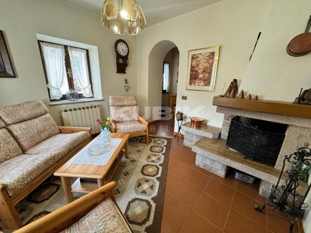 Villa Indipendente in vendita a Comeglians, Friuli-Venezia Giulia