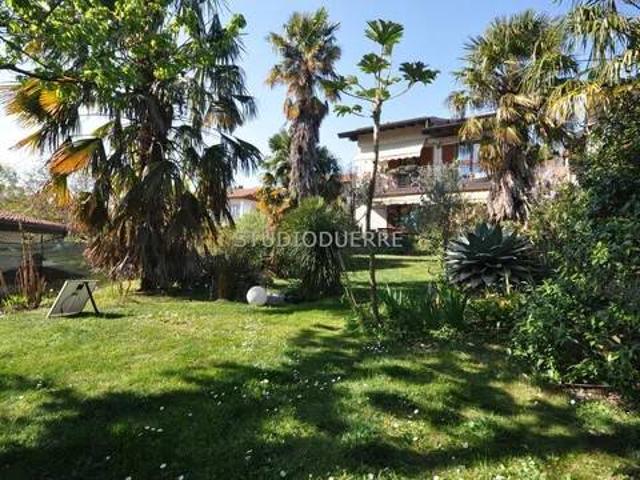 Villa Indipendente in vendita a Comerio, Lombardia