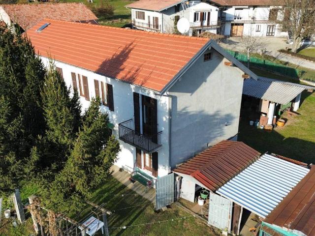 Villa Indipendente in vendita a Comignago, Novara