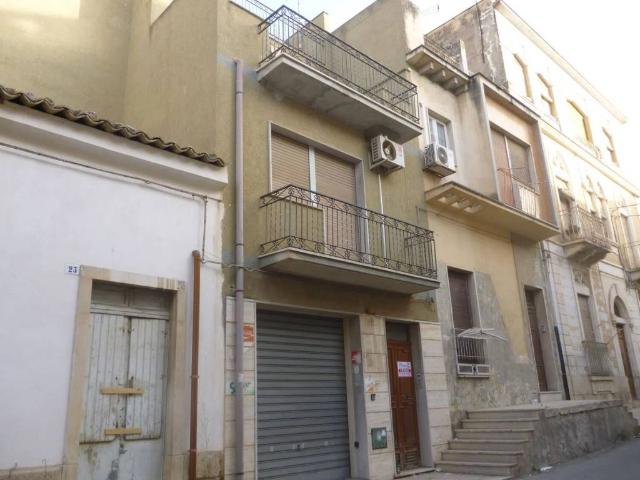 Villa Indipendente in vendita a Comiso, Sicilia