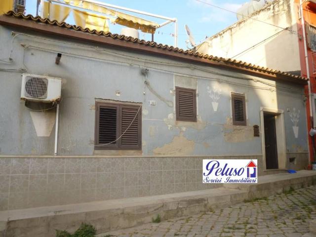Villa Indipendente in vendita a Comiso, Sicilia