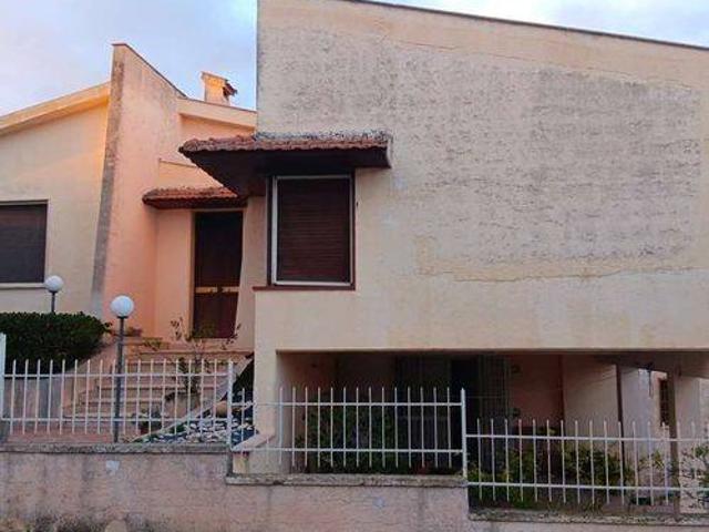 Villa Indipendente in vendita a Comiso, Ragusa