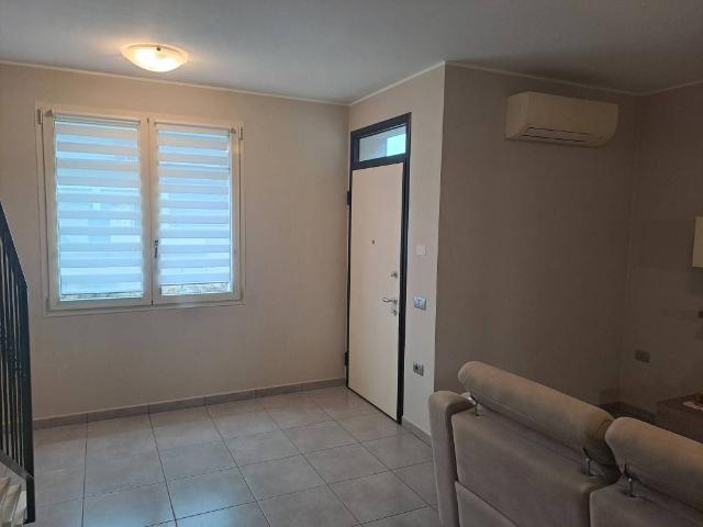 Villa Indipendente in vendita a Commessaggio, Lombardia
