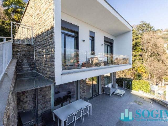 Villa Indipendente in vendita a Sagnino, Como