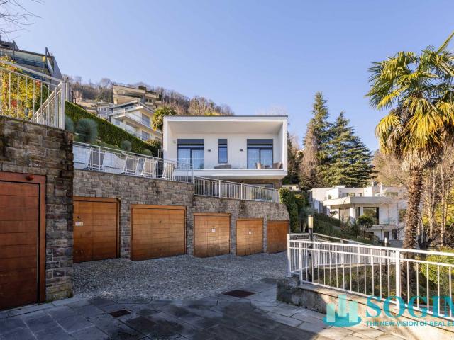 Villa Indipendente in vendita a Cardano, Como