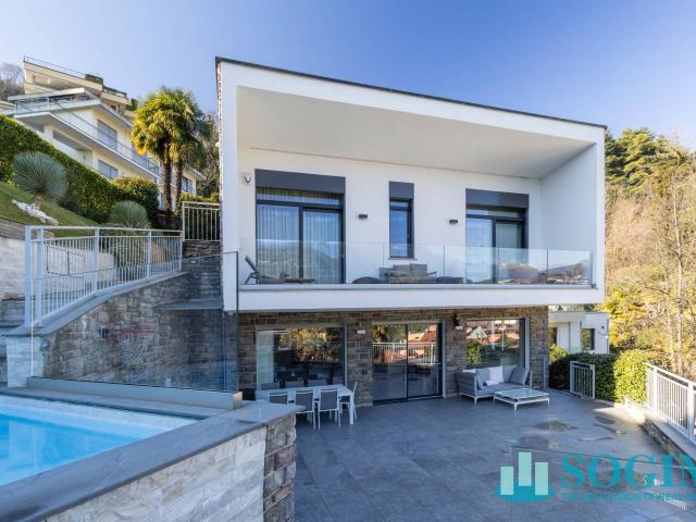 Villa Indipendente in vendita a Sagnino, Como