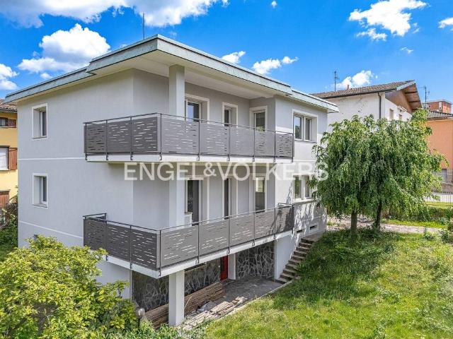 Villa Indipendente in vendita a Como, Lombardia