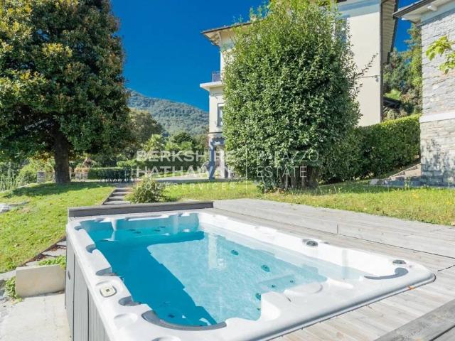 Villa Indipendente in vendita a Sagnino, Como
