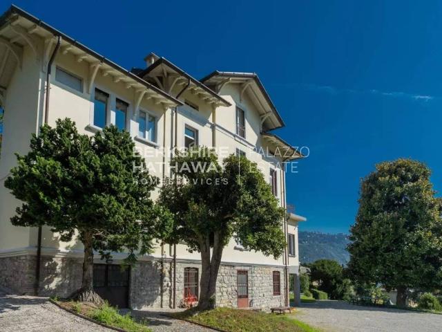 Villa Indipendente in vendita a Sagnino, Como