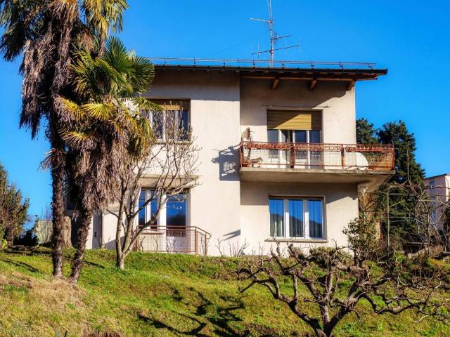 Villa Indipendente in vendita a Soldo, Como