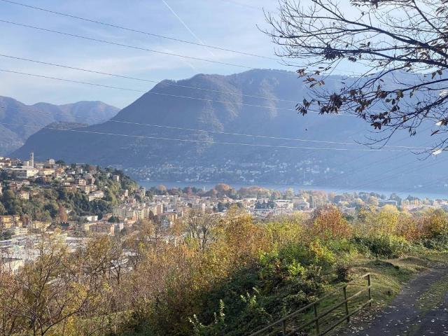 Villa Indipendente in vendita a Sagnino, Como