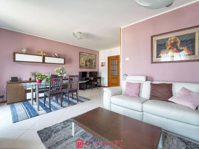 Villa Indipendente in vendita a Como, Lombardia
