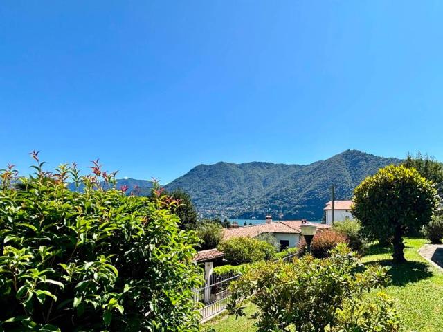 Villa Indipendente in vendita a Gerenzana, Como