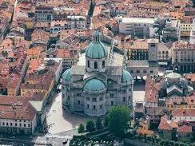 Villa Indipendente in vendita a San Bartolomeo, Como