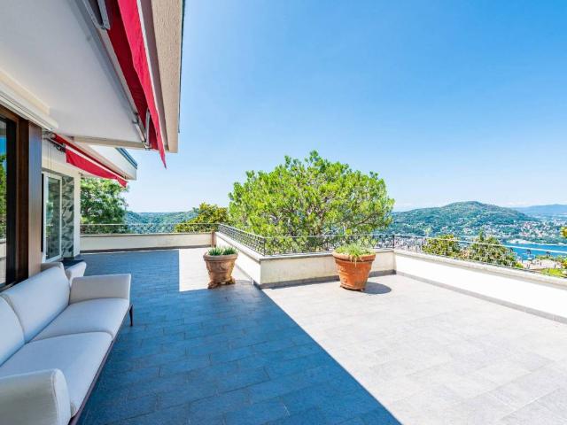 Villa Indipendente in vendita a Garzola, Como