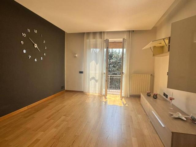 Villa Indipendente in vendita a Como