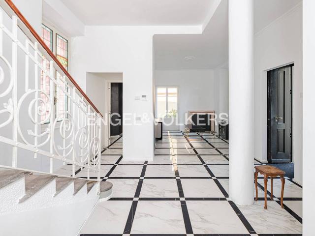 Villa Indipendente in vendita a Sagnino, Como