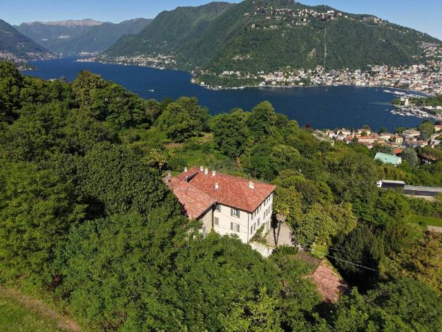 Villa Indipendente in vendita a Cardano, Como