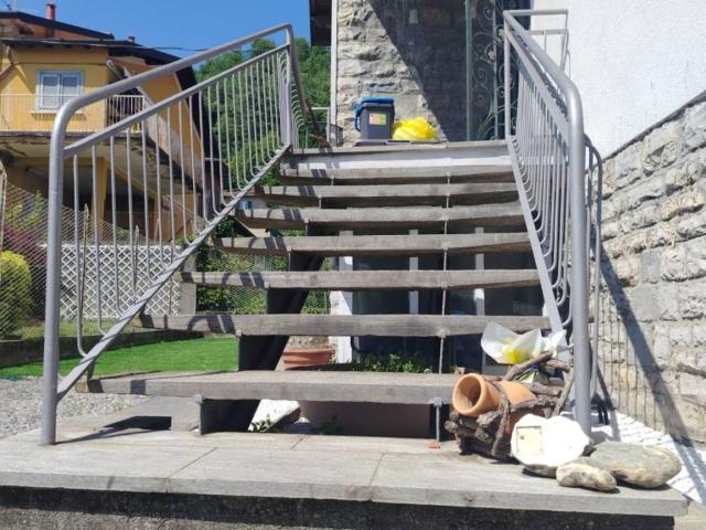 Villa Indipendente in vendita a Como, Lombardia