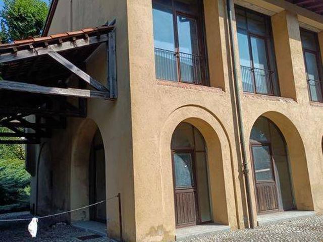 Villa Indipendente in vendita a Folcino Inferiore, Como