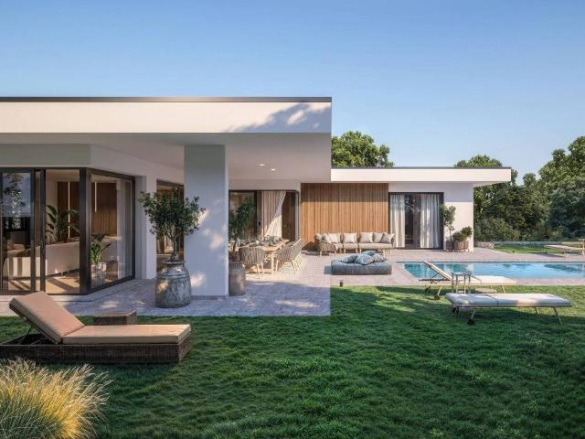Villa Indipendente in vendita a Como, Lombardia