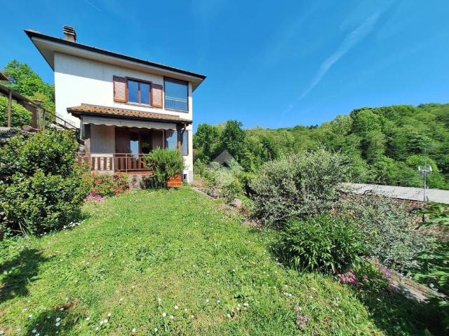 Villa Indipendente in vendita a Como, Lombardia