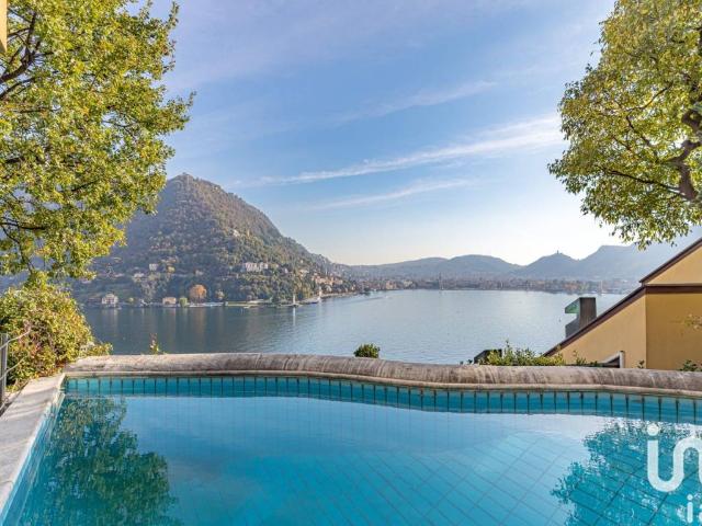 Villa Indipendente in vendita a Sant'Agostino, Como