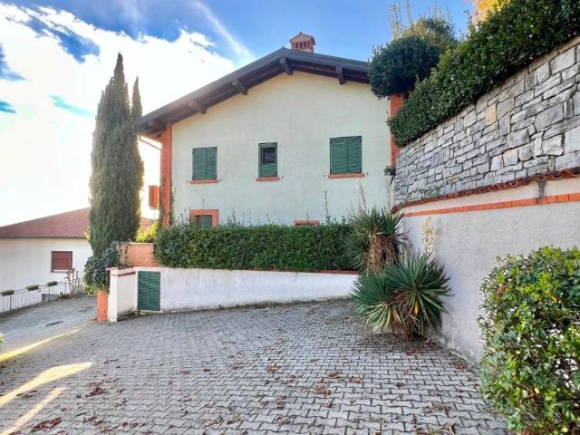 Villa Indipendente in vendita a Albate, Como