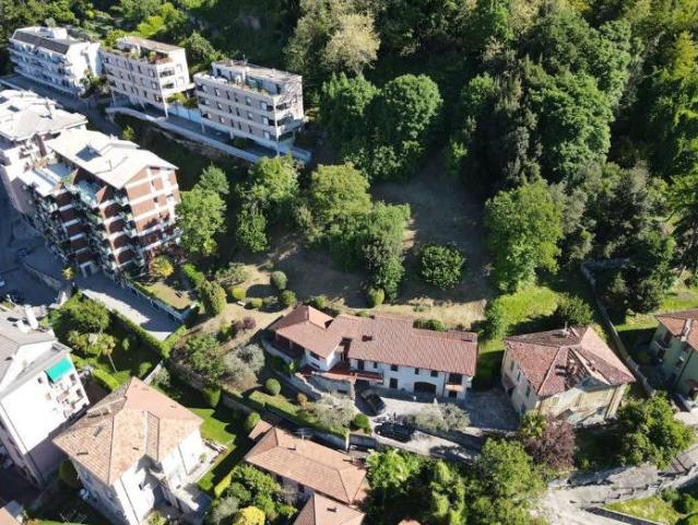 Villa Indipendente in vendita a San Martino, Como