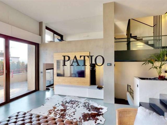 Villa Indipendente in vendita a Como, Lombardia
