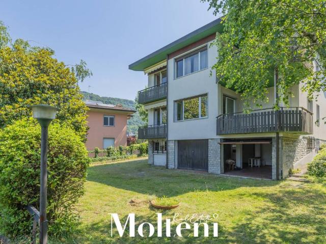 Villa Indipendente in vendita a Como, Lombardia