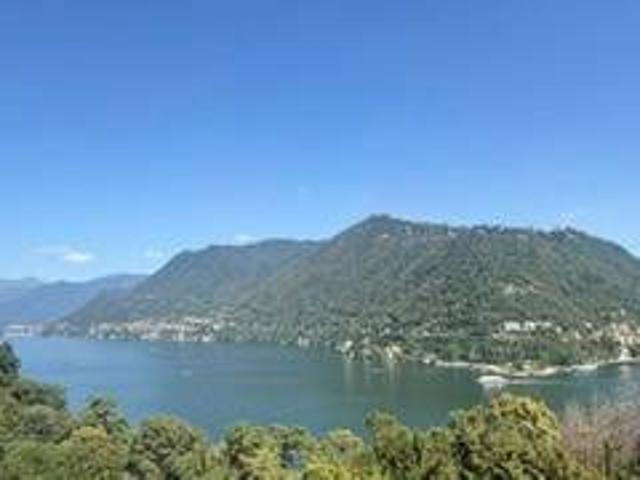 Villa Indipendente in vendita a Bignanico, Como