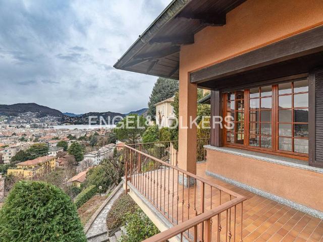 Villa Indipendente in vendita a Garzola, Como