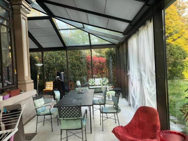 Villa Indipendente in vendita a Lazzago, Como