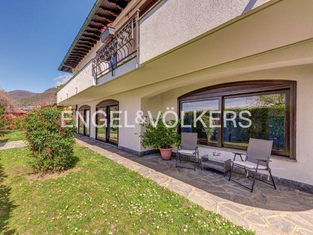 Villa Indipendente in vendita a Como, Lombardia
