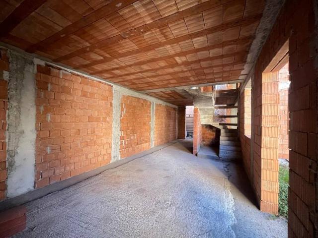 Villa Indipendente in vendita a Comun Nuovo, Bergamo