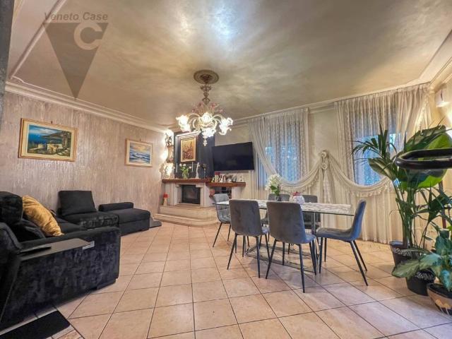 Villa Indipendente in vendita a Cona, Veneto